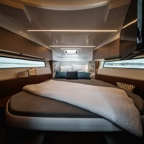 241105 Pre shoot Beneteau Antarès 9. Credit : Maxime Horlaville / Beneteau